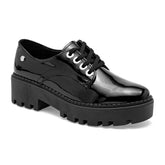 Zapatos para mujer de charol color negro marca Moramora