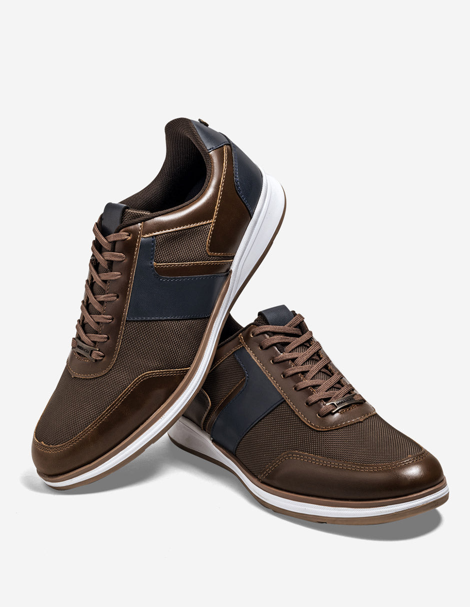 Zapato casual para hombre color café marca Moramora