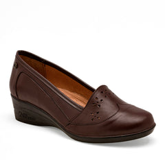 Zapato de horma cómoda para mujer color café marca Mora Confort 