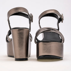 Sandalia con plataforma para Mujer marca Moramora Gris cod. 121696