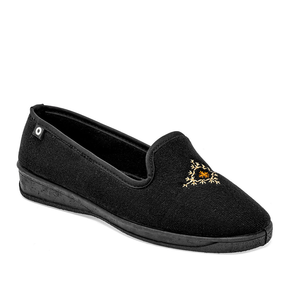 Pantufla para mujer marca Mora Confort  color negro