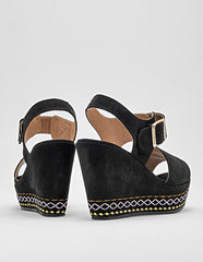 Sandalia con cuña para Mujer  cod. 129215