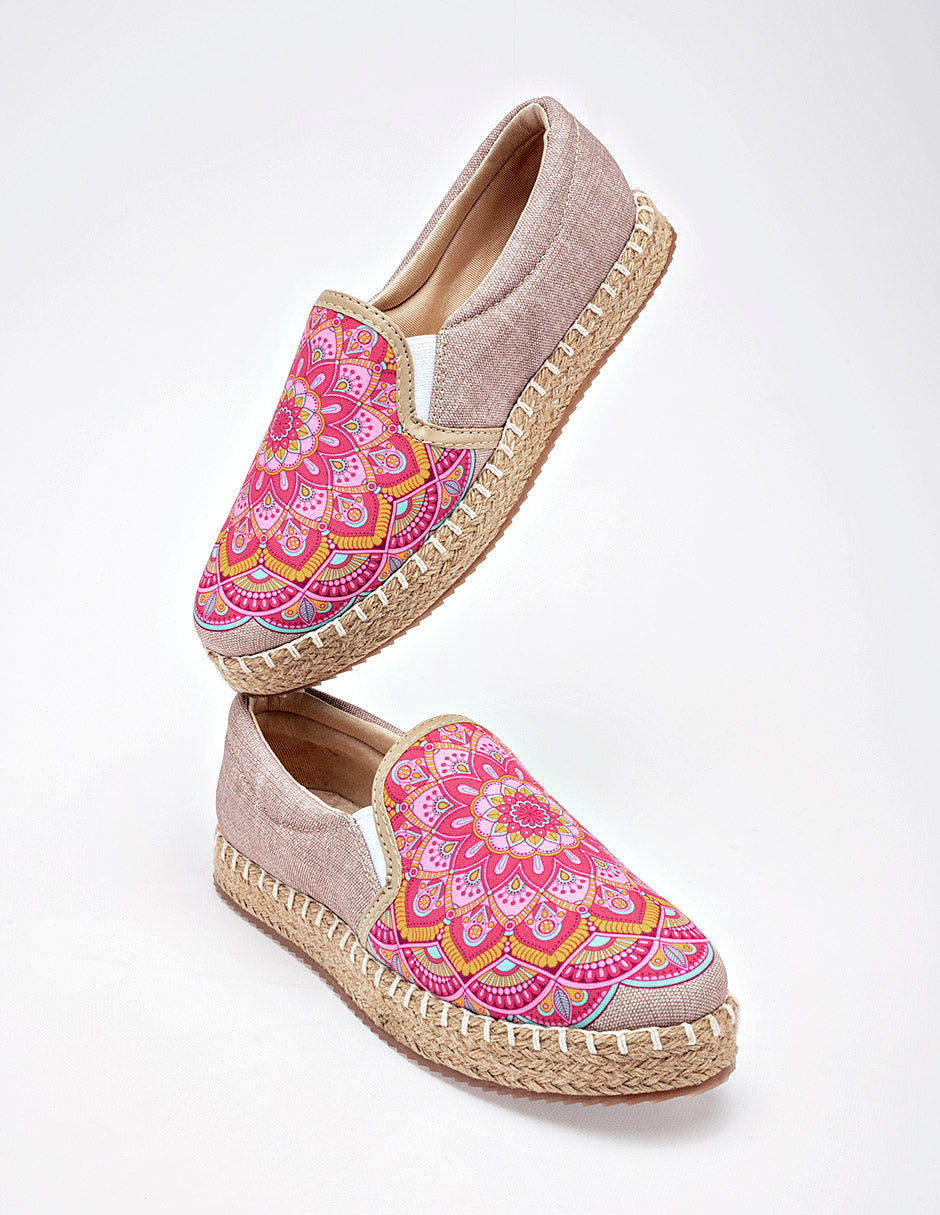 Mora Tierra Sandalia para mujer