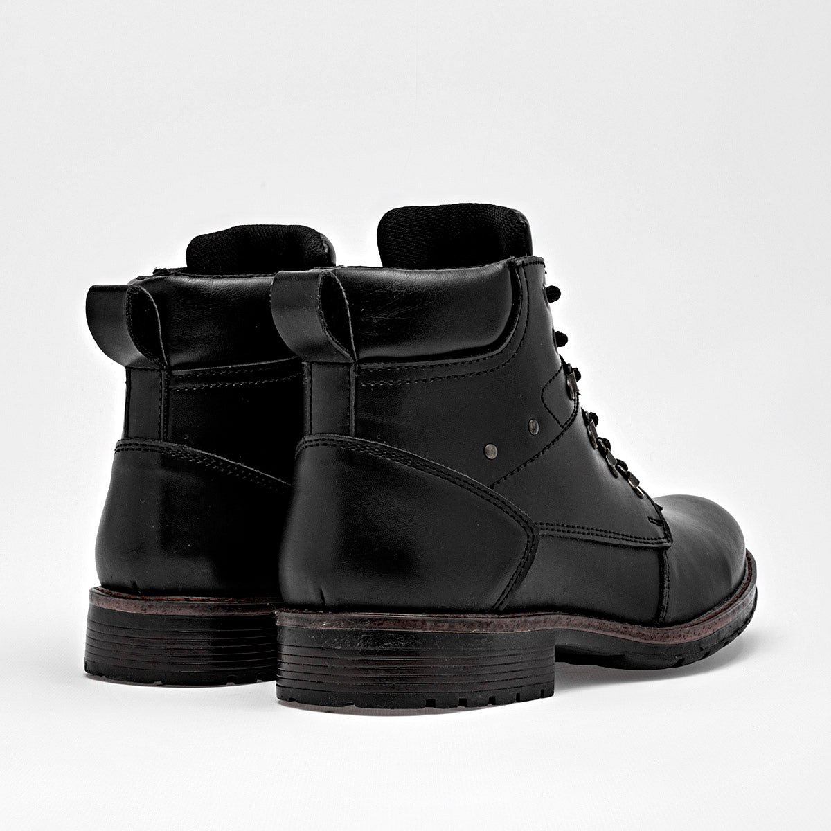 Bota para Hombre marca Moramora Negro DANTE