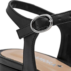 Zapatilla semiabierta para Mujer marca Moramora Negro cod. 147402