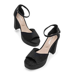 Zapatos para mujer  marca Moramora Negro cod. 147483