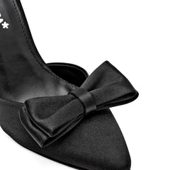 Zapatilla semiabierta para Mujer marca Moramora Negro cod. 148104