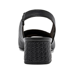 Zapatilla semiabierta para Mujer marca Mora Confort Negro cod. 148761